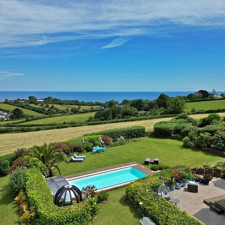 Halekulani Devon Homestay Торки Экстерьер фото