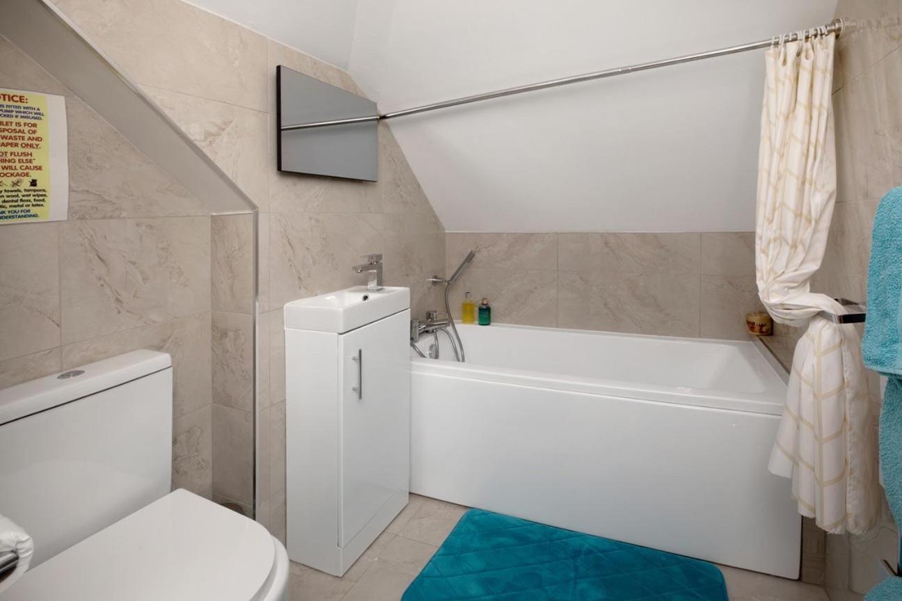 Halekulani Devon Homestay Торки Экстерьер фото